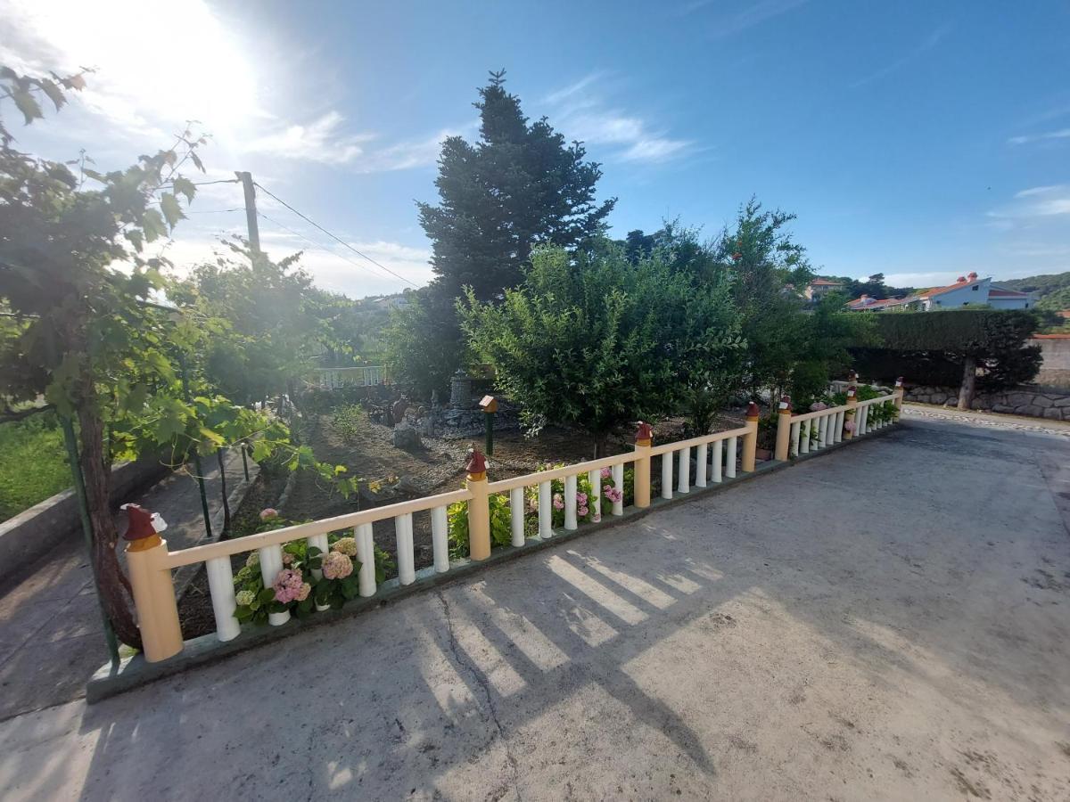 Rooms Marto Rab Exterior photo